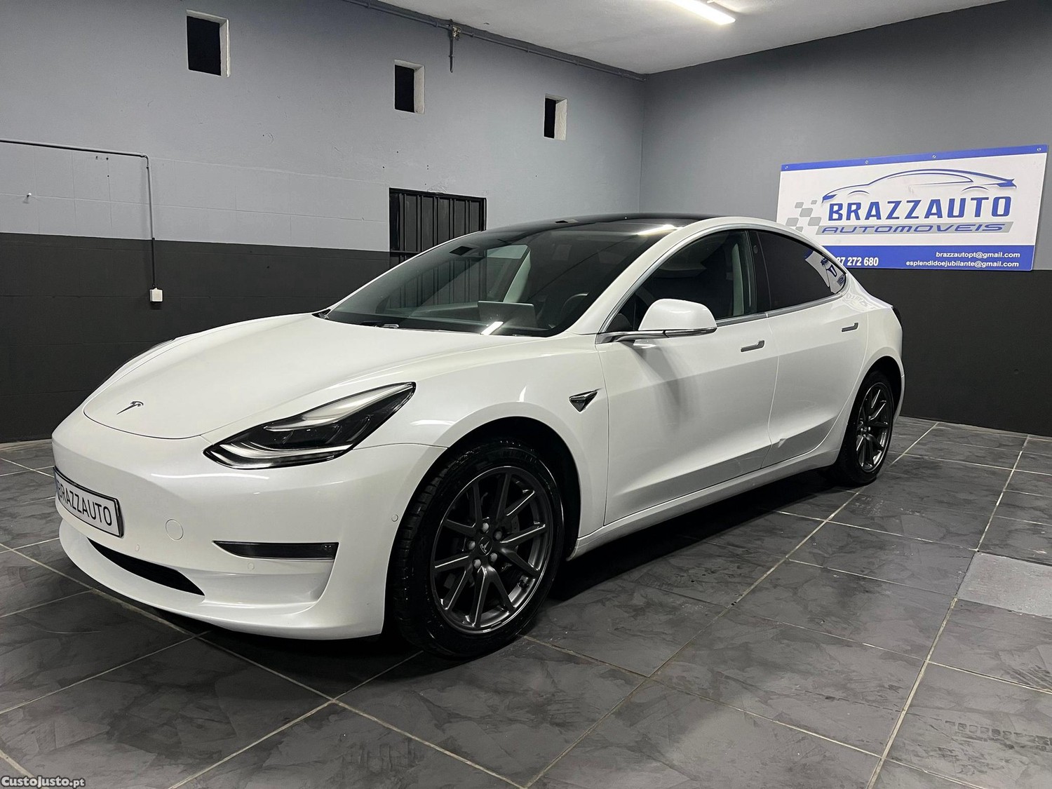 Tesla Model 3 Long-Range Dual Motor AWD — fotografia 18