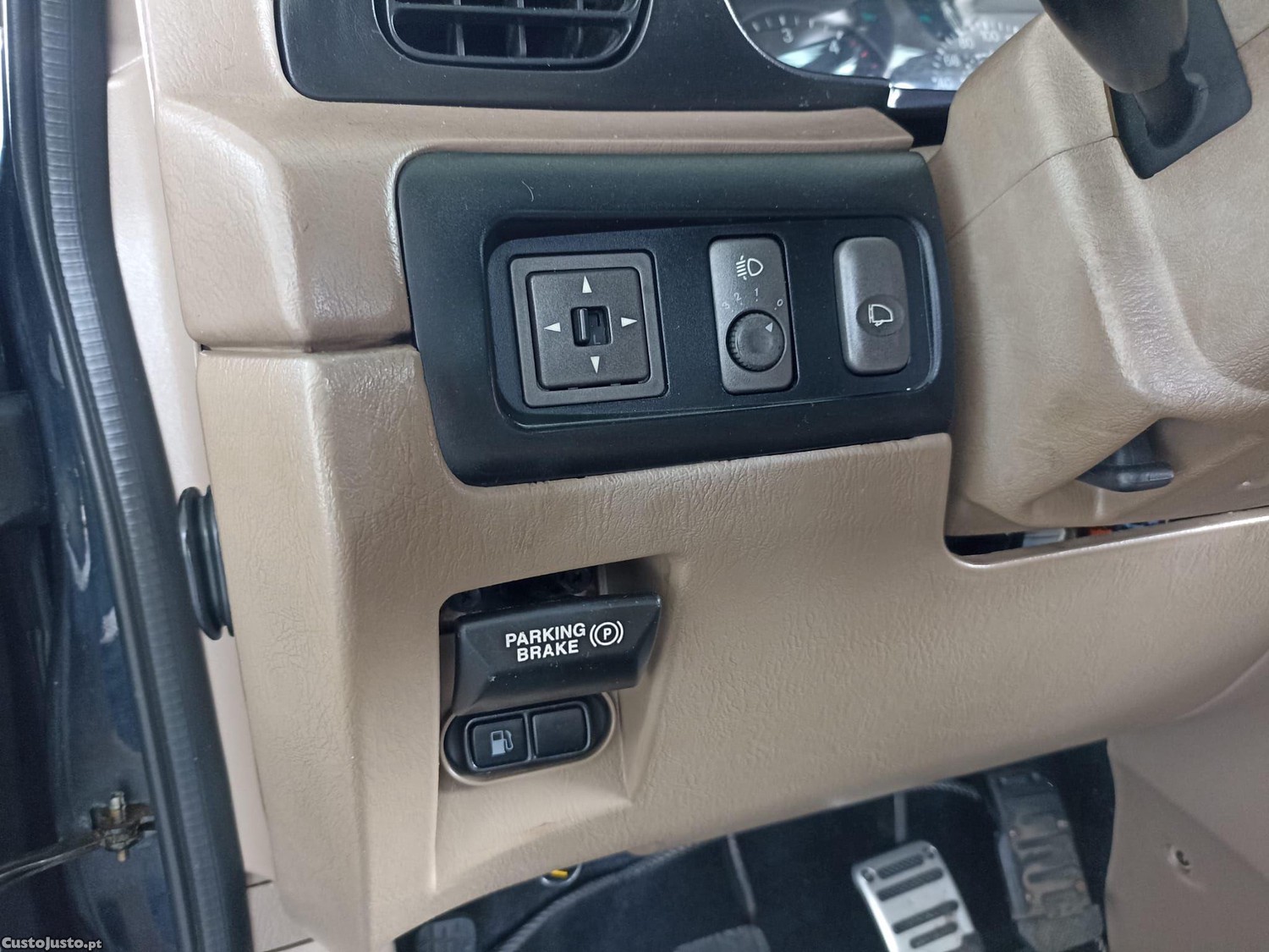 Kia Carnival 2.9 CRDI 7 Lug — fotografia 8