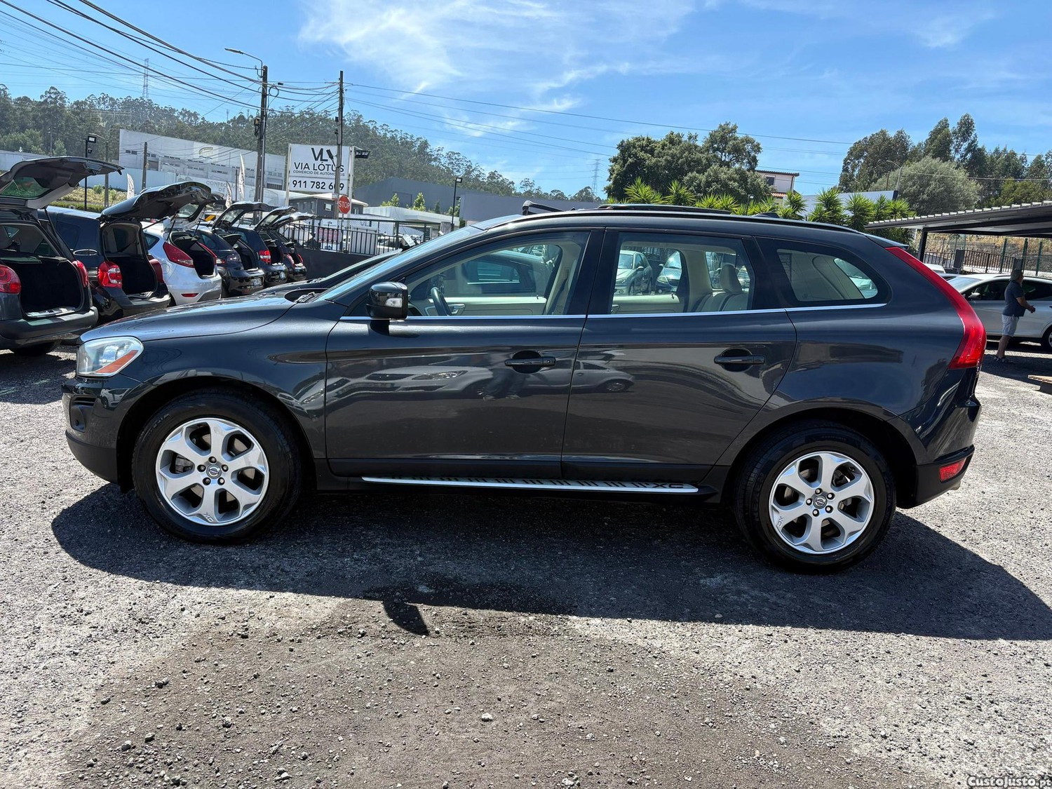 Volvo XC 60 2.4 D Drive Momentum — fotografia 20