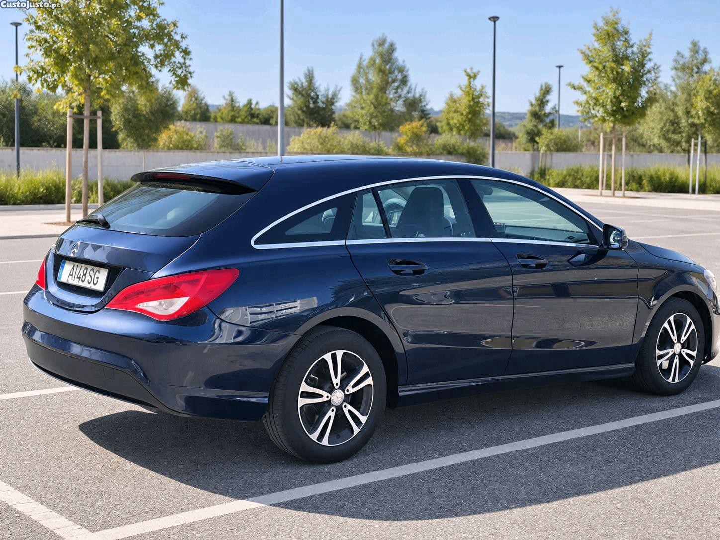 Mercedes-Benz CLA 180 d Shooting Brake — photo 4