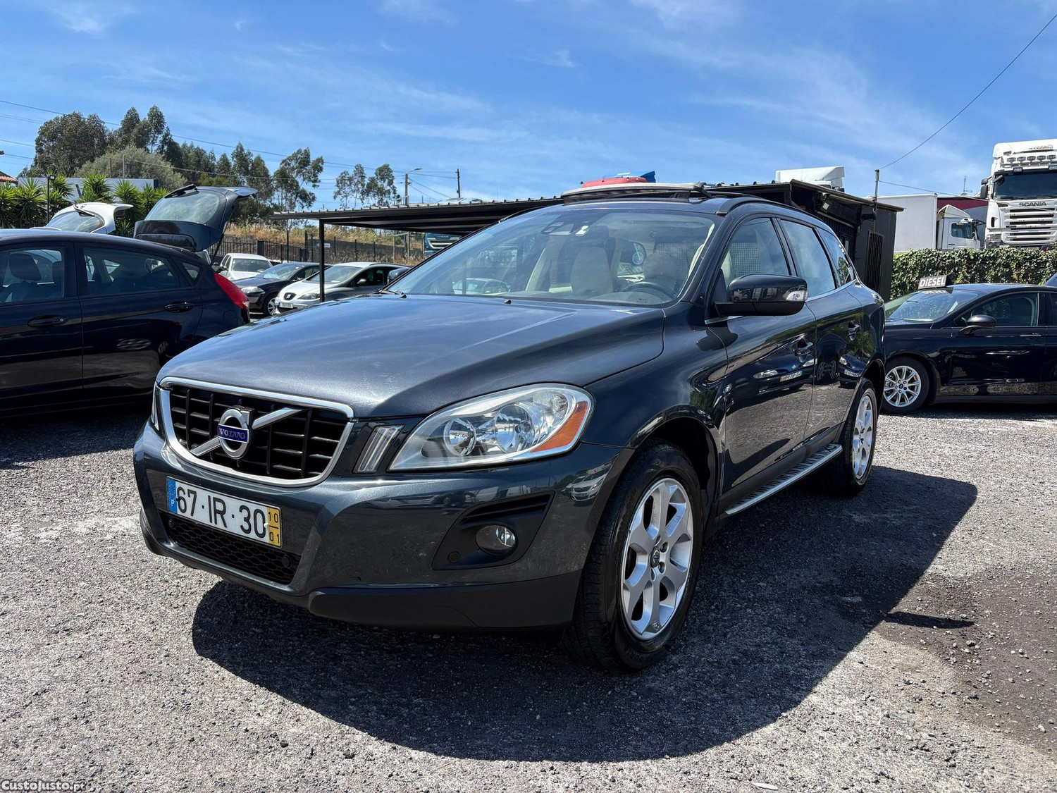 Volvo XC 60 2.4 D Drive Momentum — fotografia 19