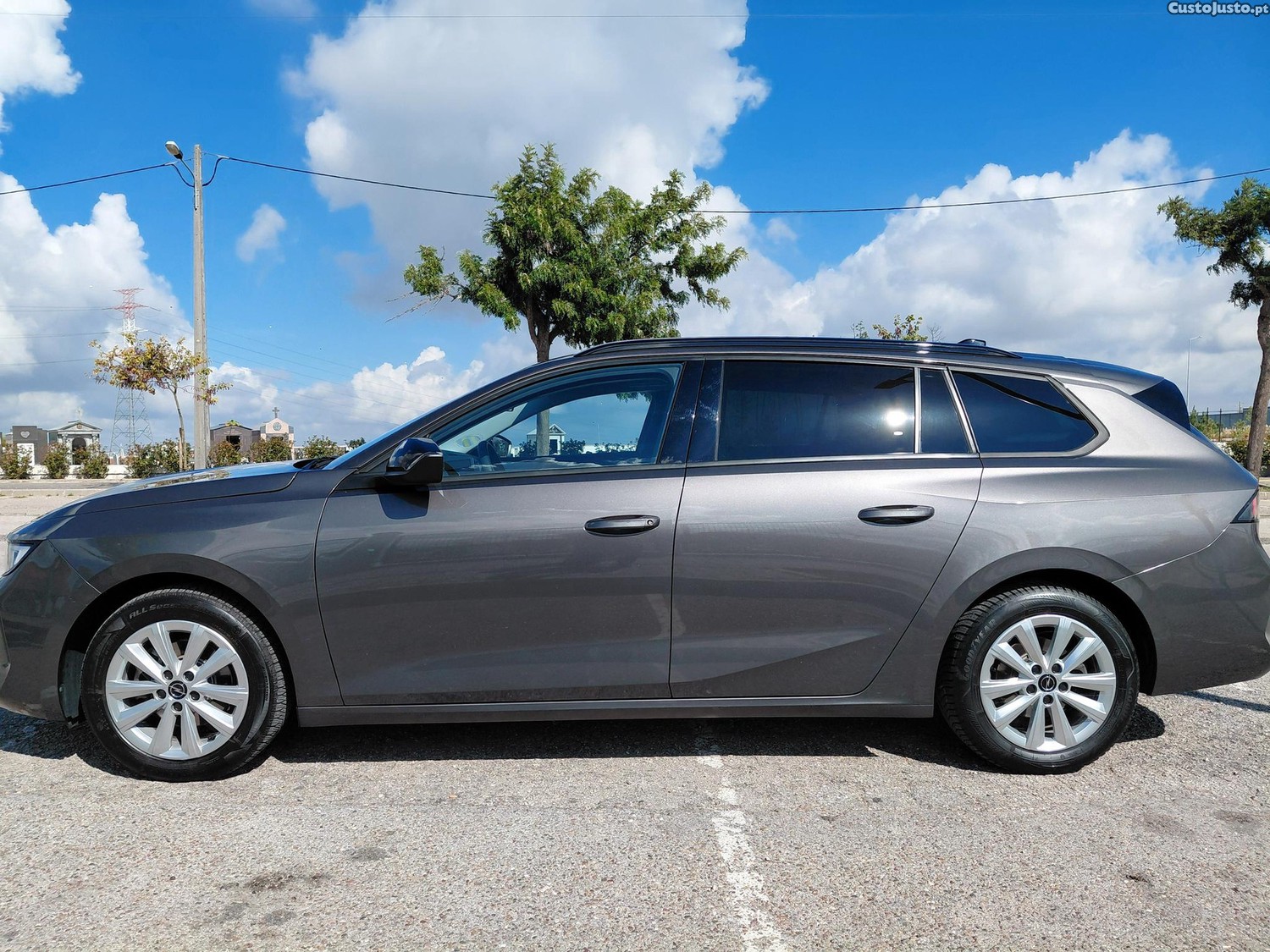 Opel Astra 1.2 Gasolina - 24 — photo 3
