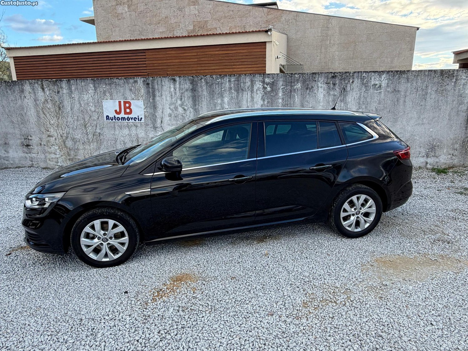 Renault Mégane Sport Tourer 1.5 Blue dCi Limited - 19 — photo 5