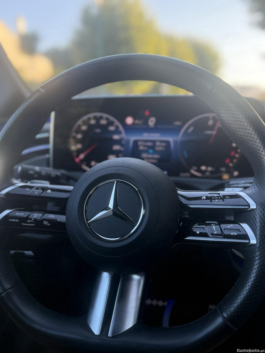 Mercedes-Benz E 300 Pack AMG — fotografia 20