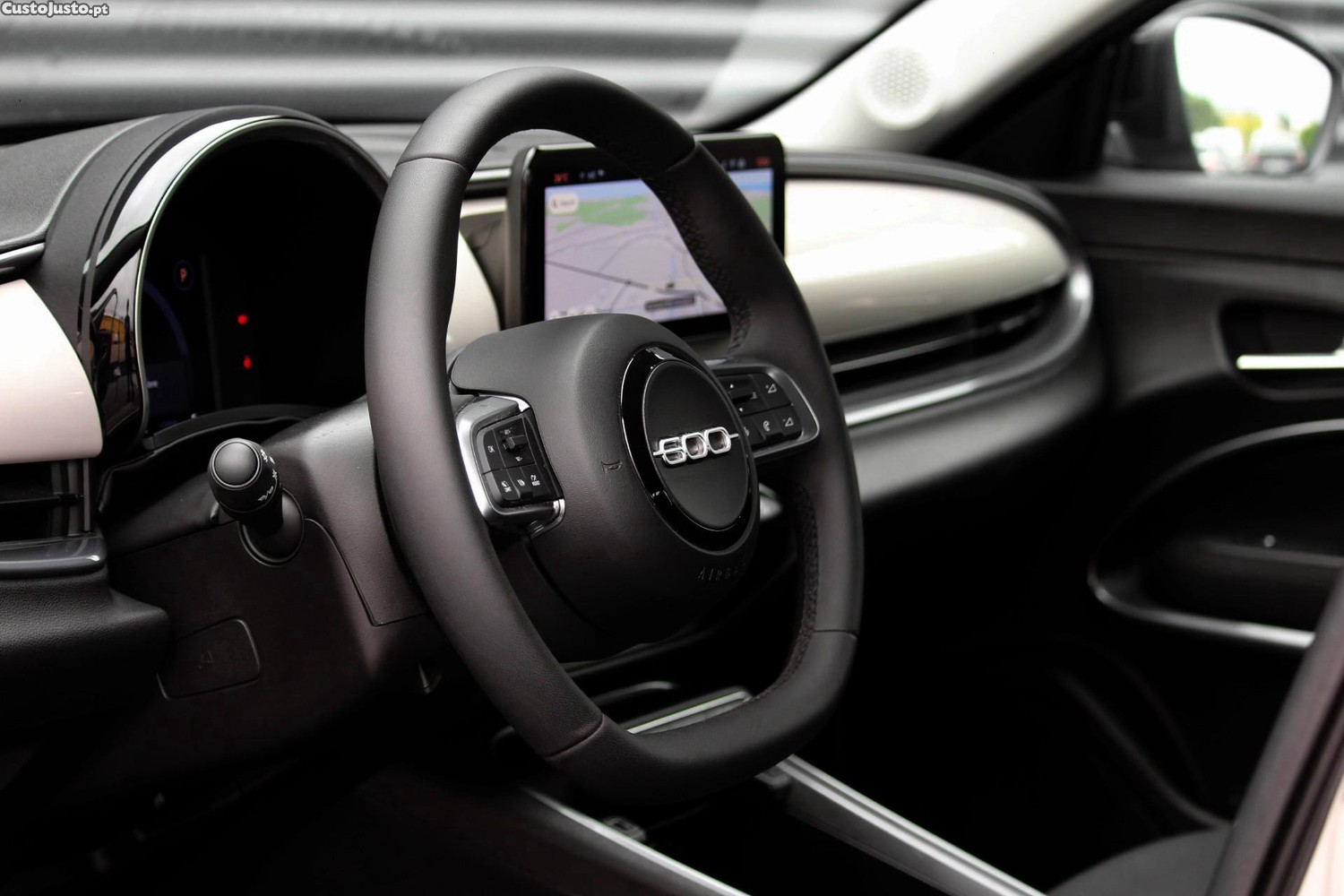 Fiat 600 1.2 Hybrid La Prima — fotografia 12