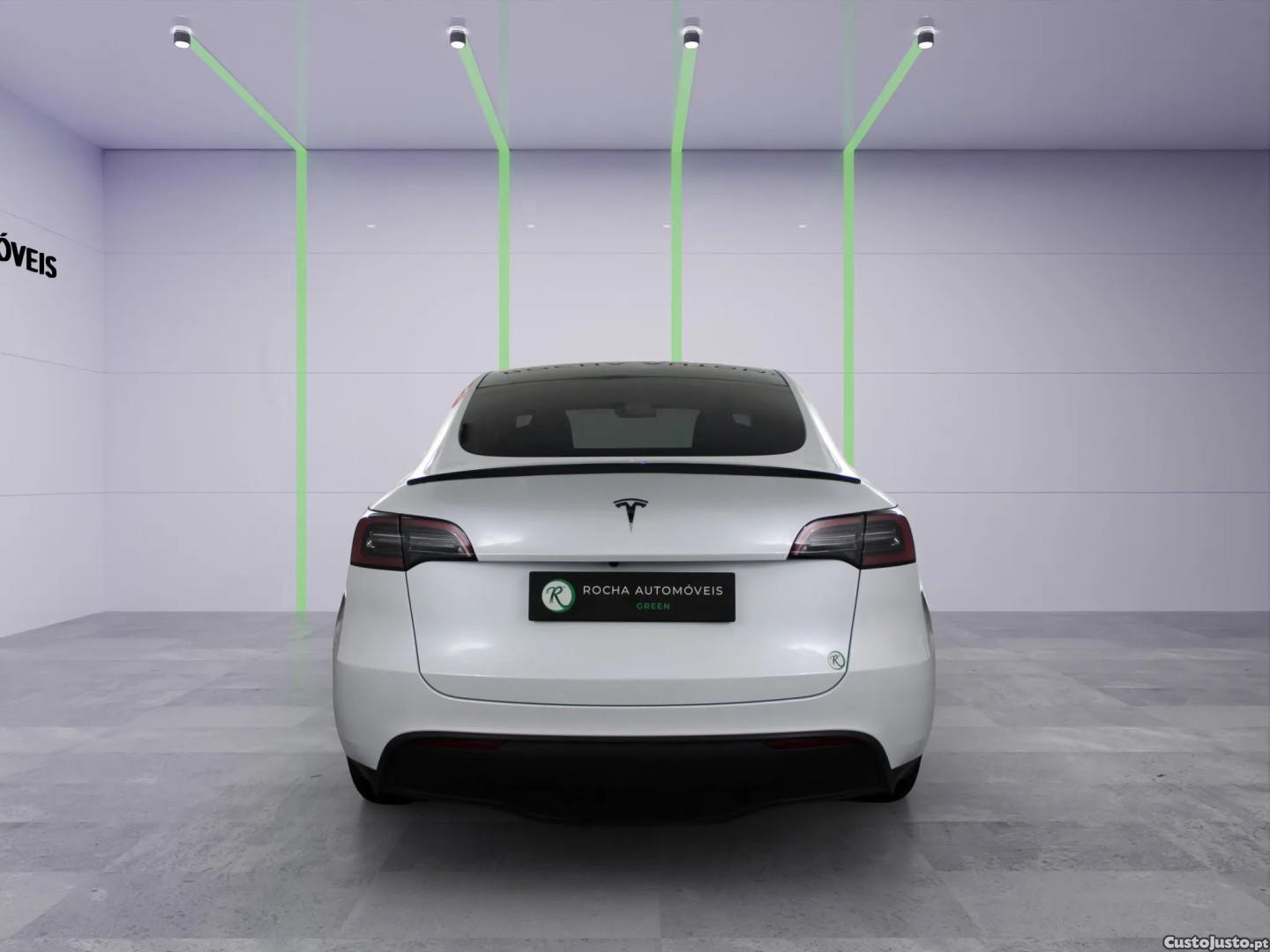 Tesla Model Y Standard - 23 foto 4