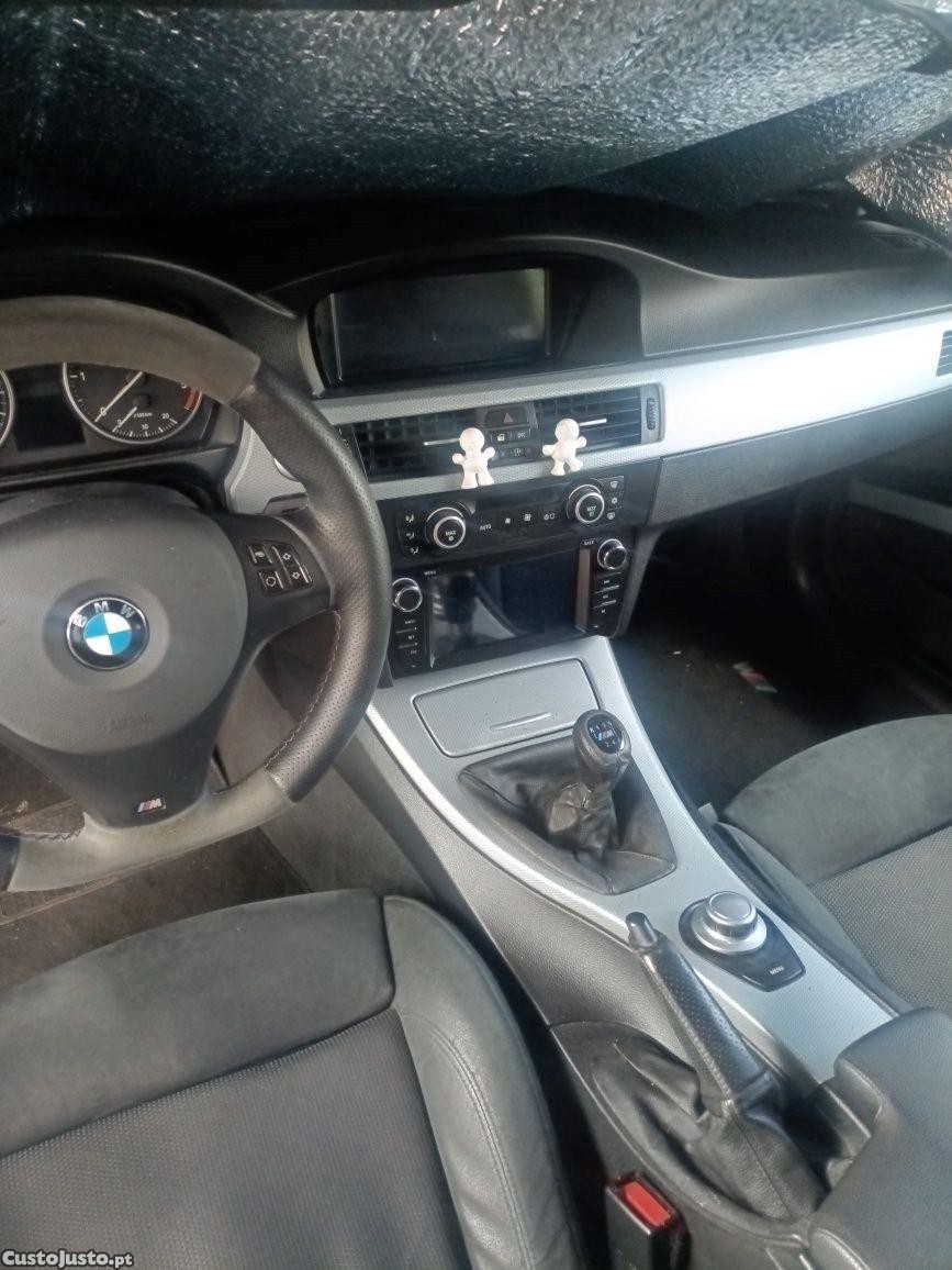 BMW 318 Pack M — photo 5