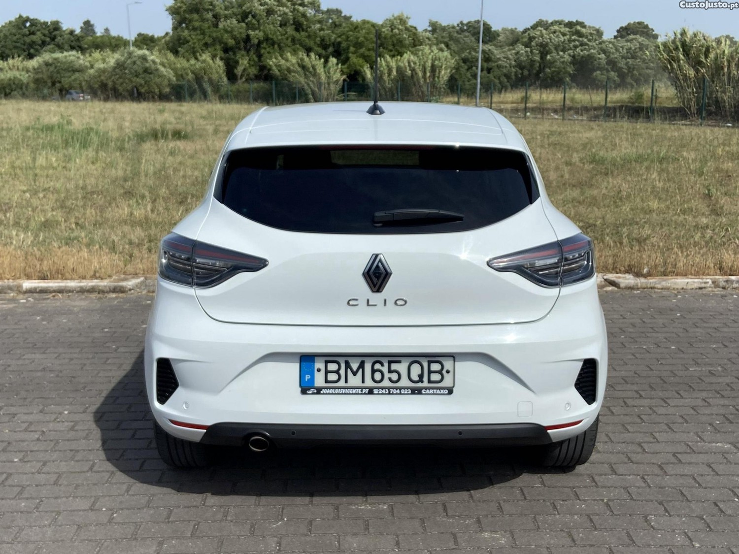 Renault Clio 1.0 TCe Evolution — fotografia 20