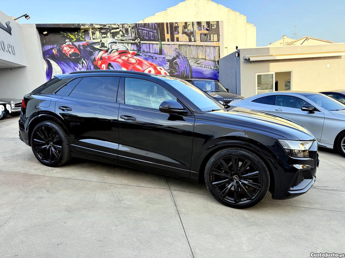 Audi Q8 SQ8 4.0 TFSi Quattro - 23 — photo 2
