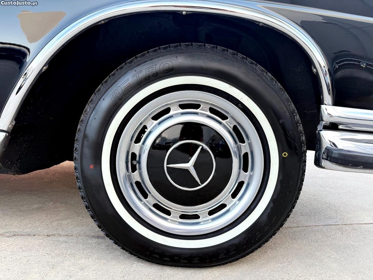 Mercedes-Benz 250 SE Cabriolet Low Grill — fotografia 20