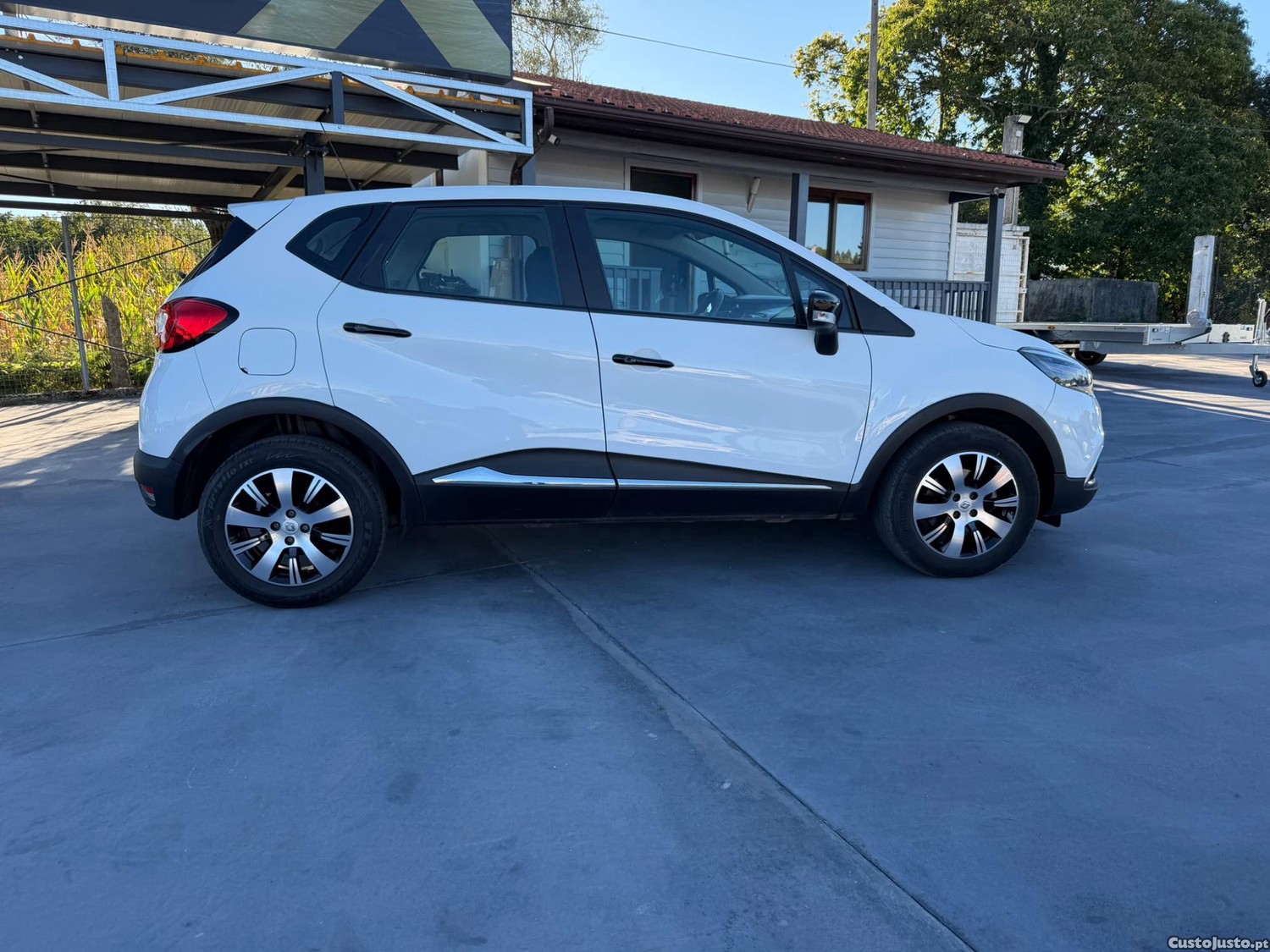 Renault Captur INTENSE - 16 — photo 3