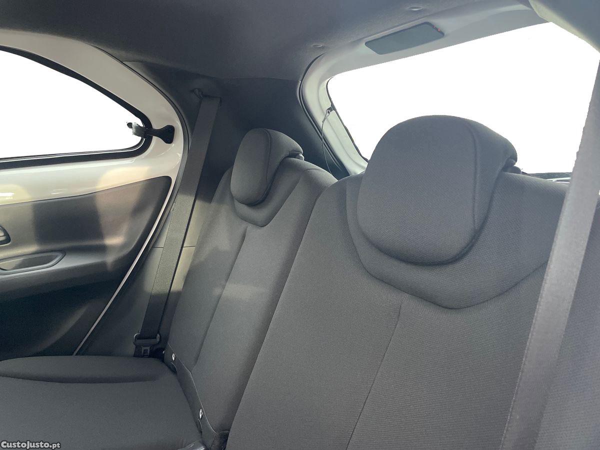 Toyota Aygo X 1.0 Play — fotografia 5
