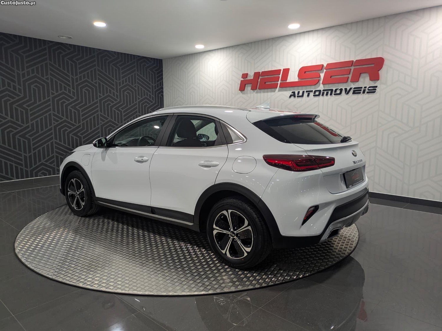 Kia XCeed 1.6 GDi PHEV Tech - 21 — photo 5