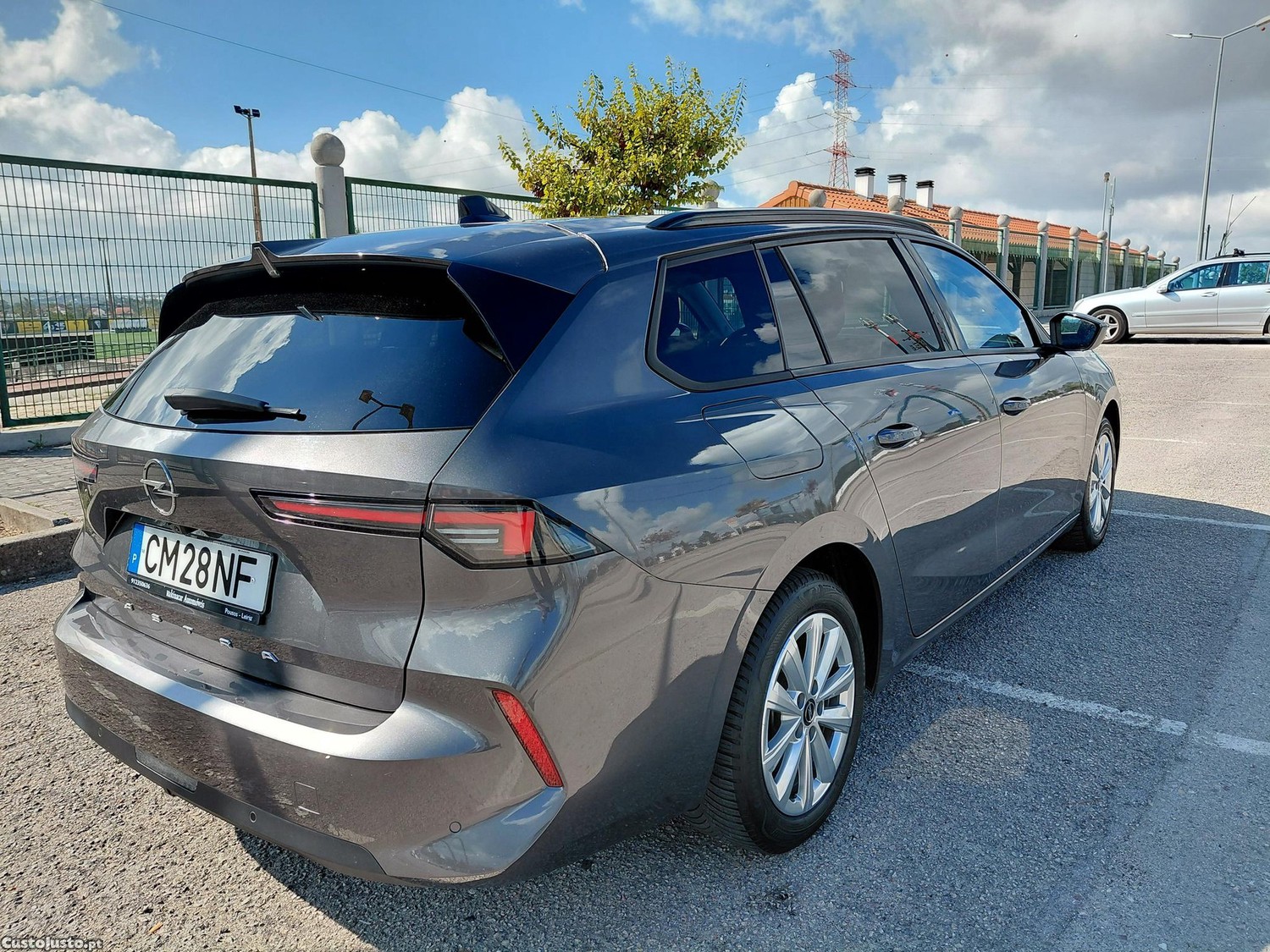 Opel Astra 1.2 Gasolina - 24 — photo 5