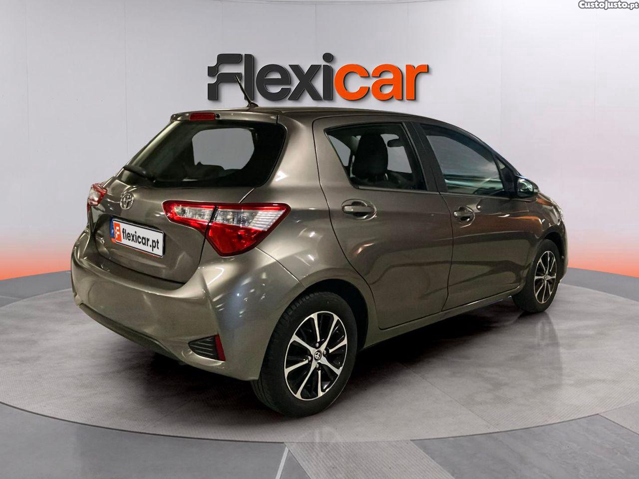Toyota Yaris 1.0 VVT-i Comfort - 20 — photo 4