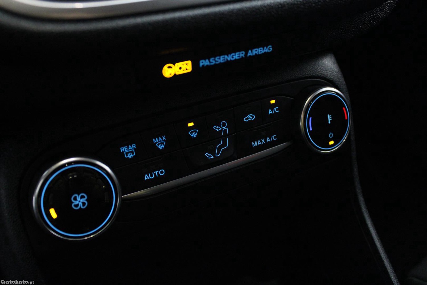 Ford Fiesta 1.0 ECOBOOST ST LINE — fotografia 18