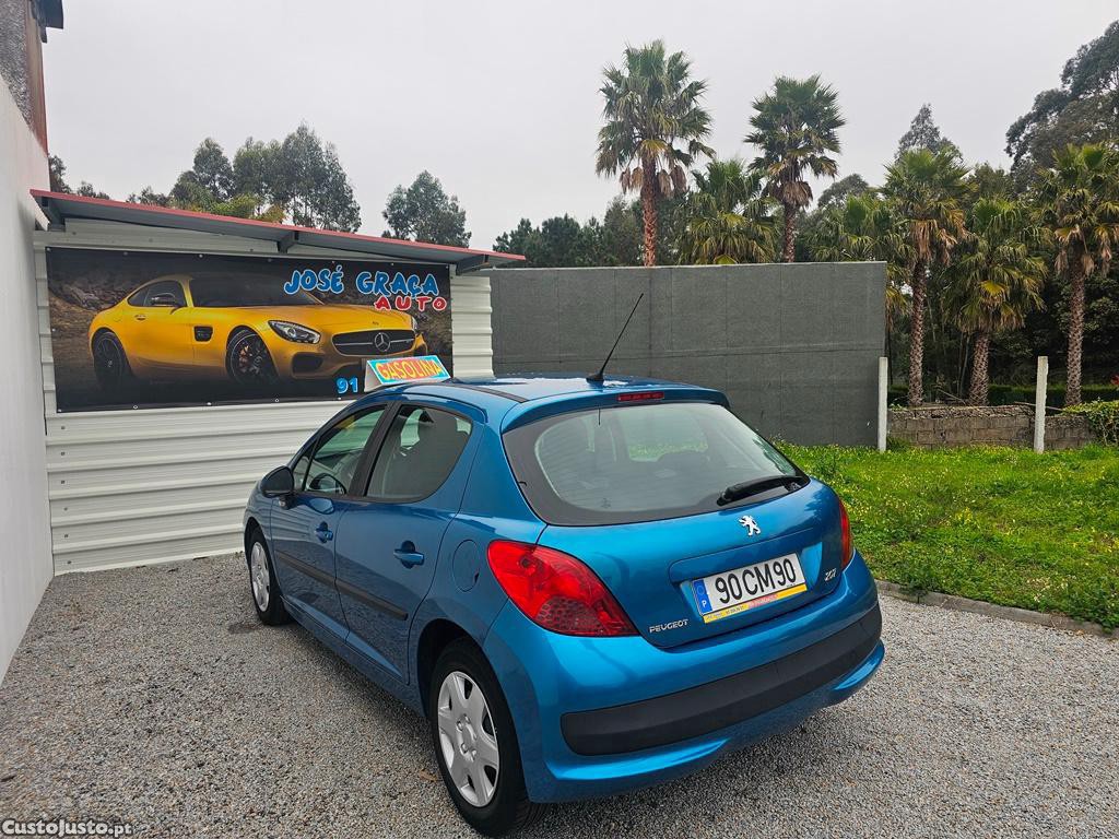 Peugeot 207 1.4i 16v 90cv 190.000km 11/2007 — fotografia 8