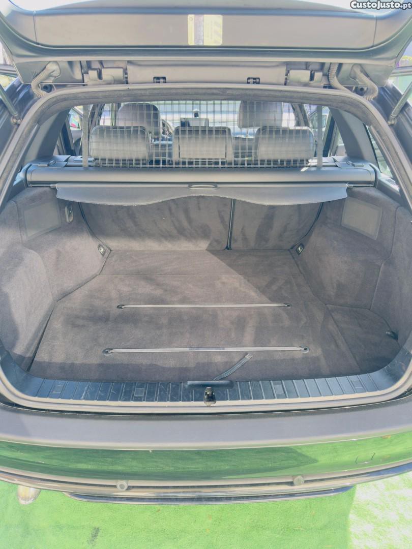 BMW 320 dA Sport — fotografia 8