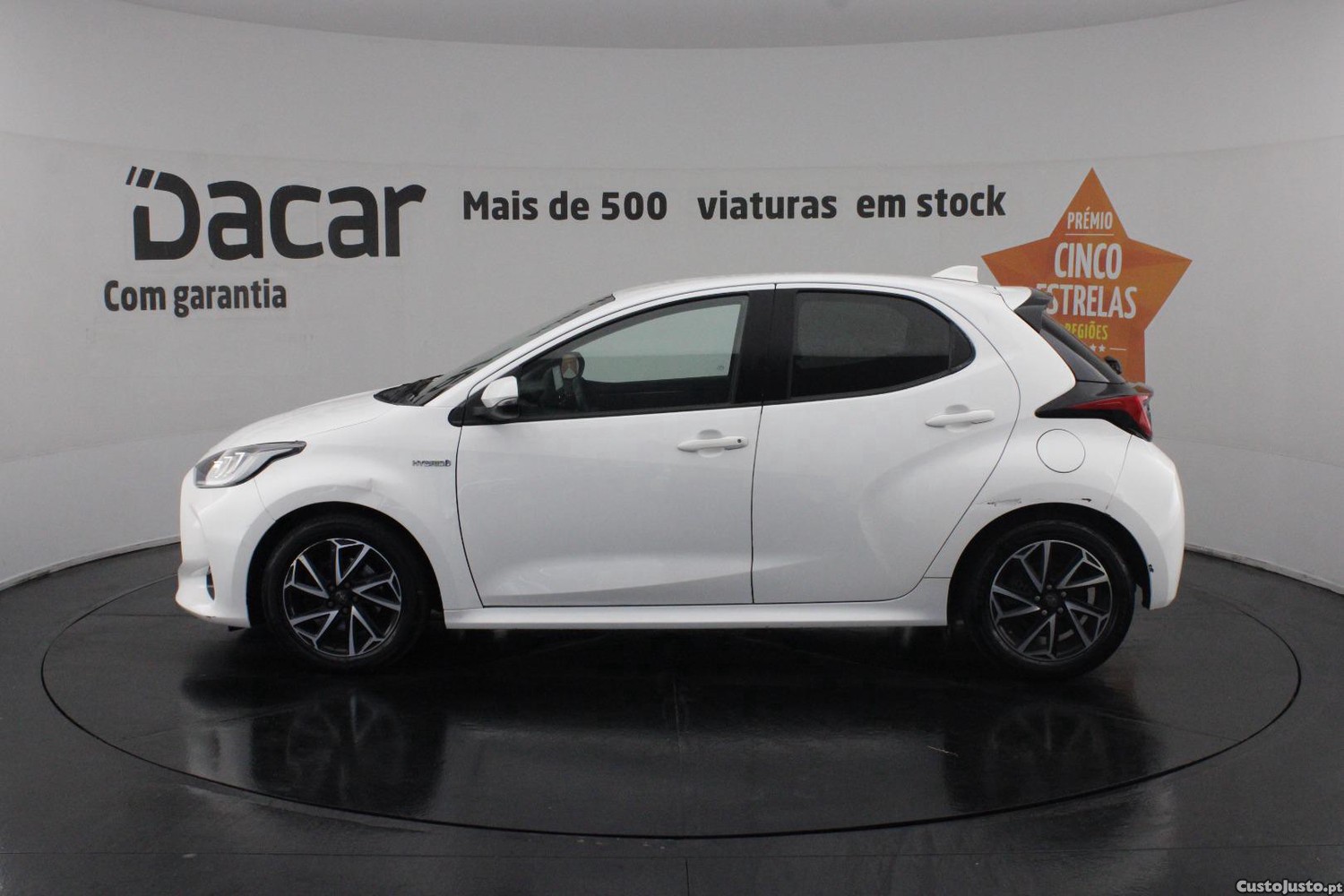 Toyota Yaris 1.5 HSD EXCLUSIVE (AUTO) — photo 3