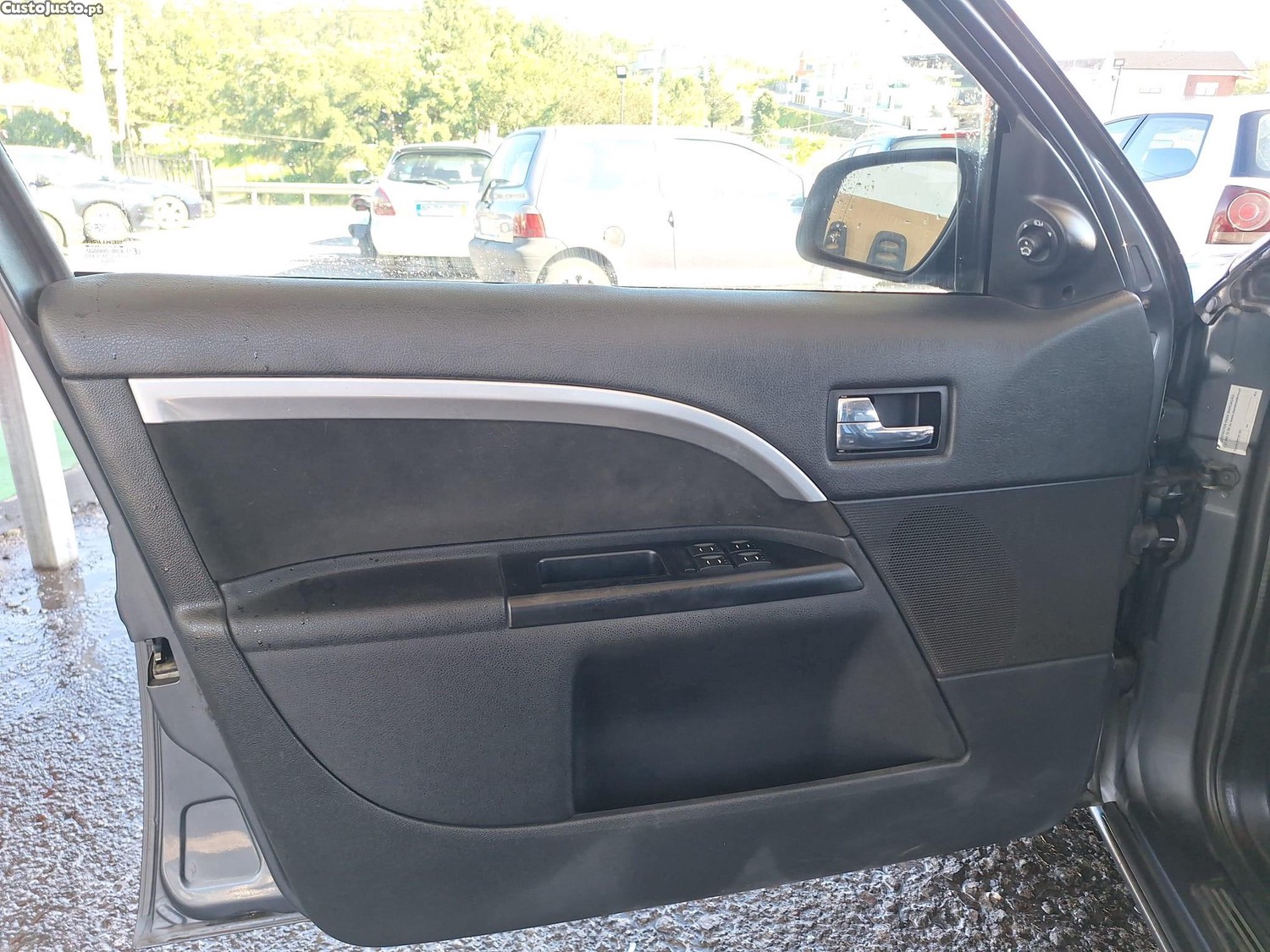 Ford Mondeo SW 2.0 TDCi Sport — fotografia 16