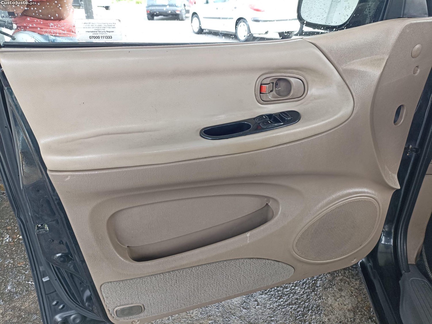 Kia Carnival 2.9 CRDI 7 Lug — fotografia 15