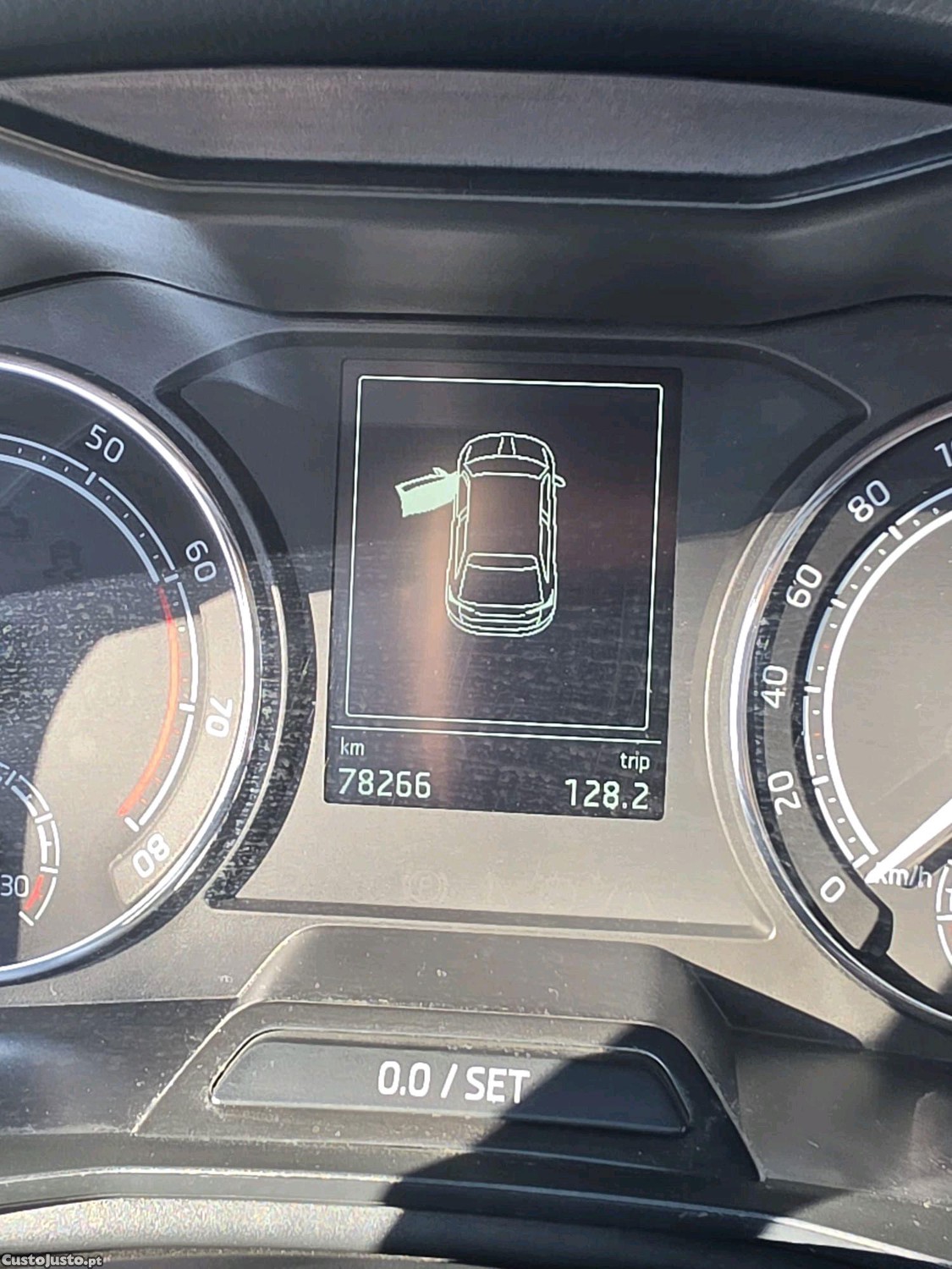 Skoda Scala 1.0 Tsi - 23 — photo 3