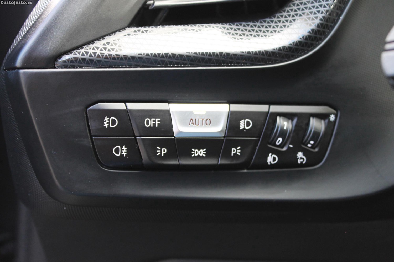 BMW 118 D 2.0 Sport Auto — fotografia 9
