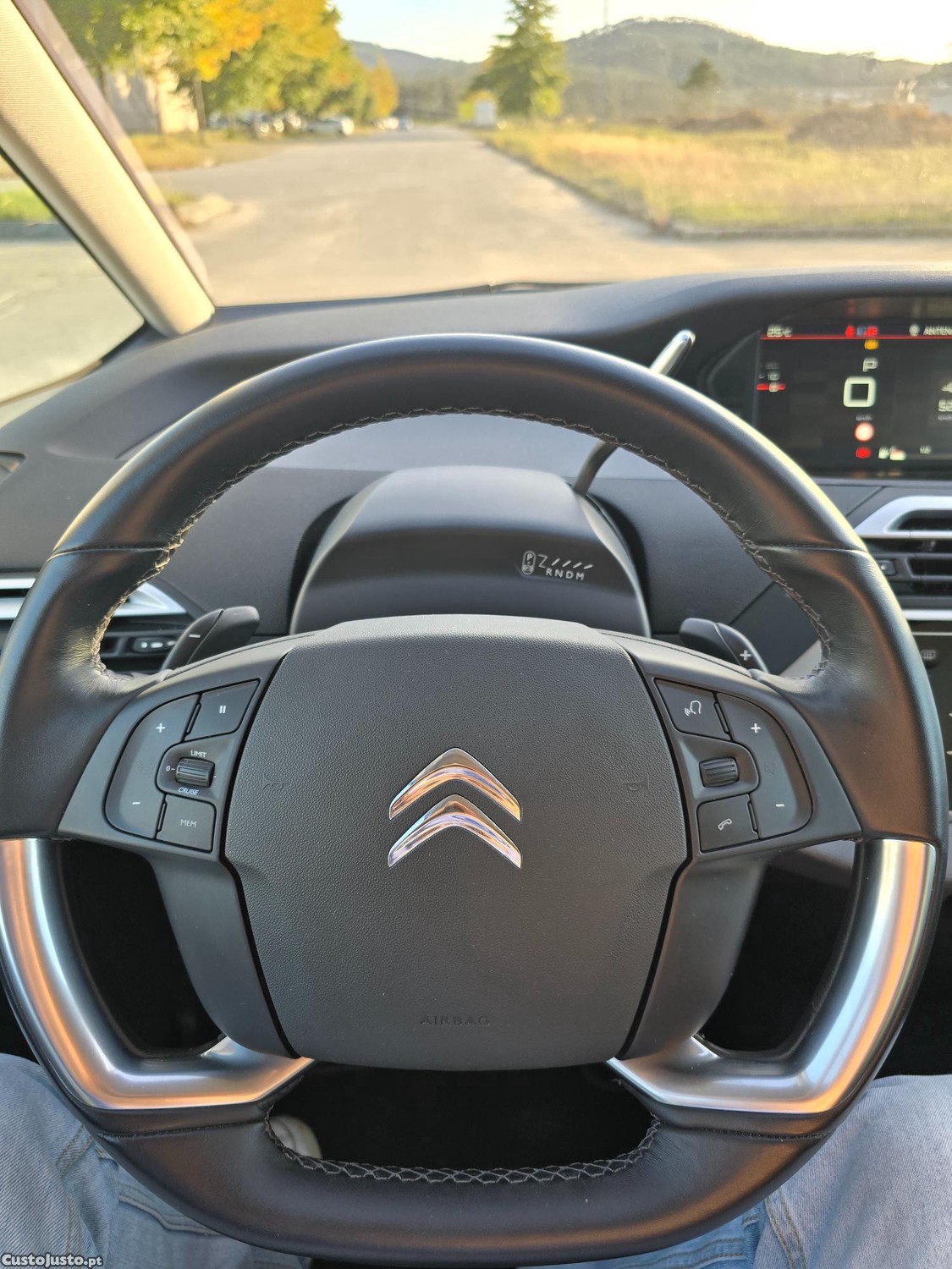 Citroën C4 Spacetourer 1.2 PureTech EAT8 (7 Lugares) - 22 foto 5