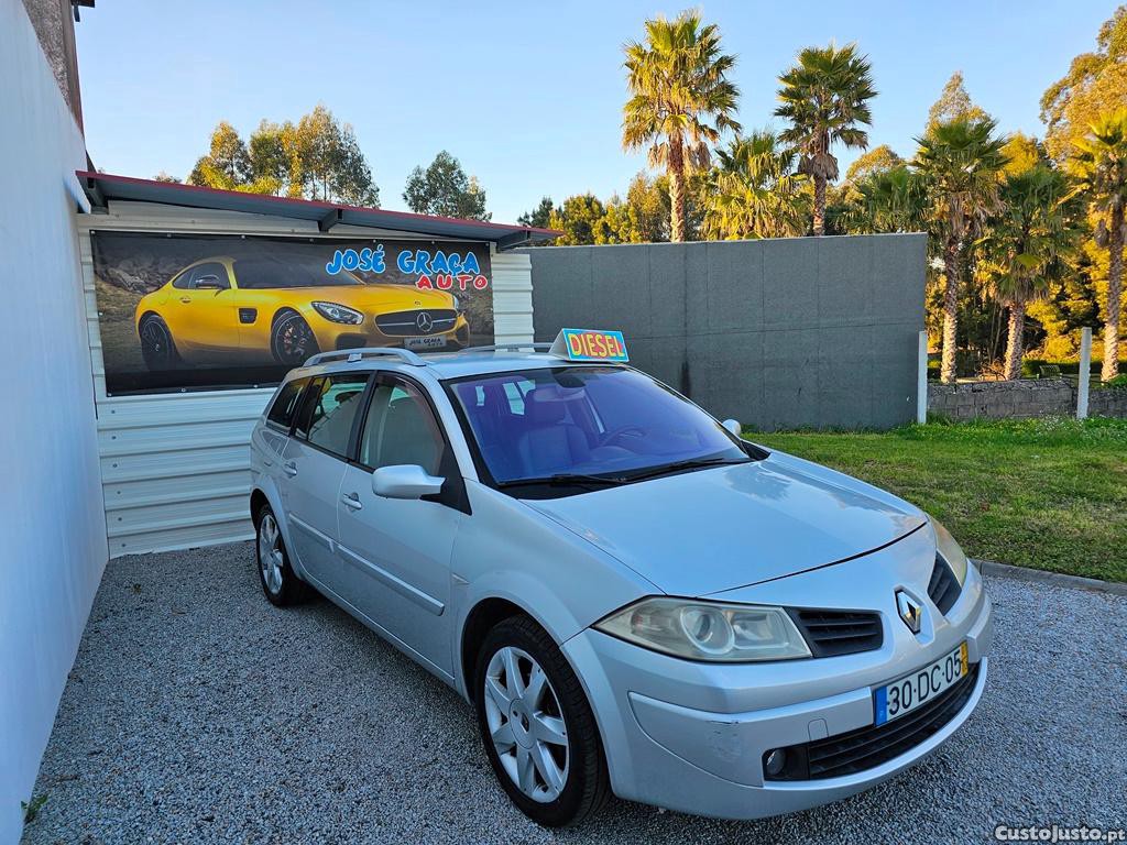 Renault Mégane 1.5Dci 106cv CX/6 SELO BARATO 03/2007 - 07 foto 2