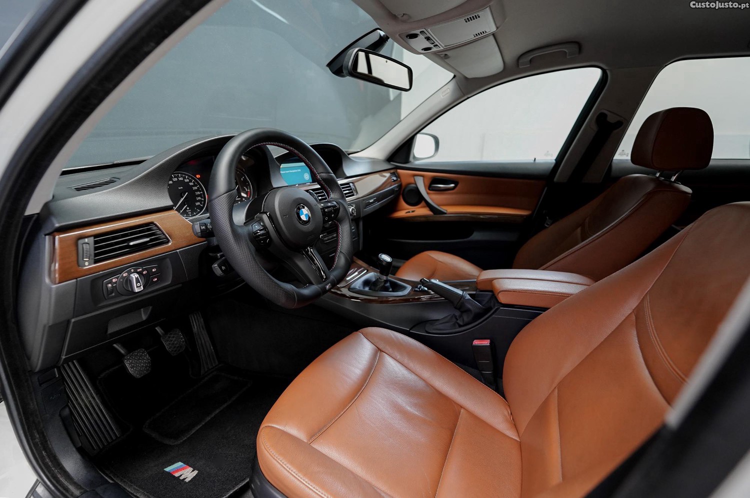BMW 318 d E91 — fotografia 17