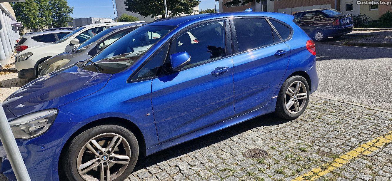 BMW 216 Active Tourer Pack M - 16 — photo 4