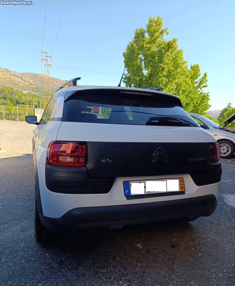 Citroën C4 1.2 puretech shine pack — fotografia 6