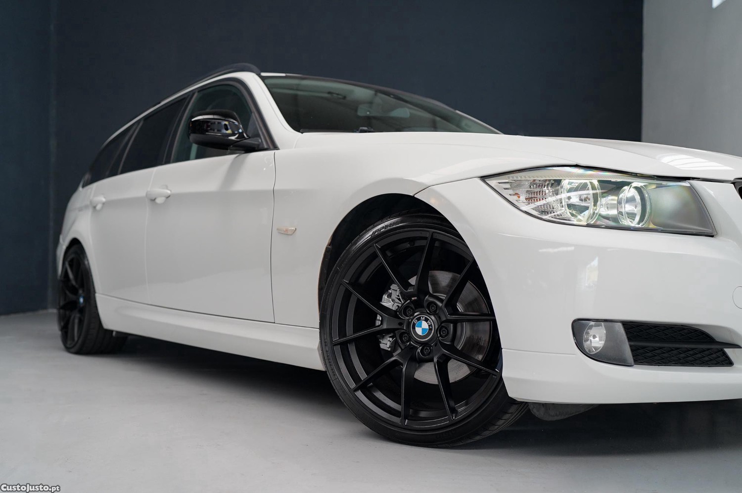 BMW 318 d E91 — fotografia 6