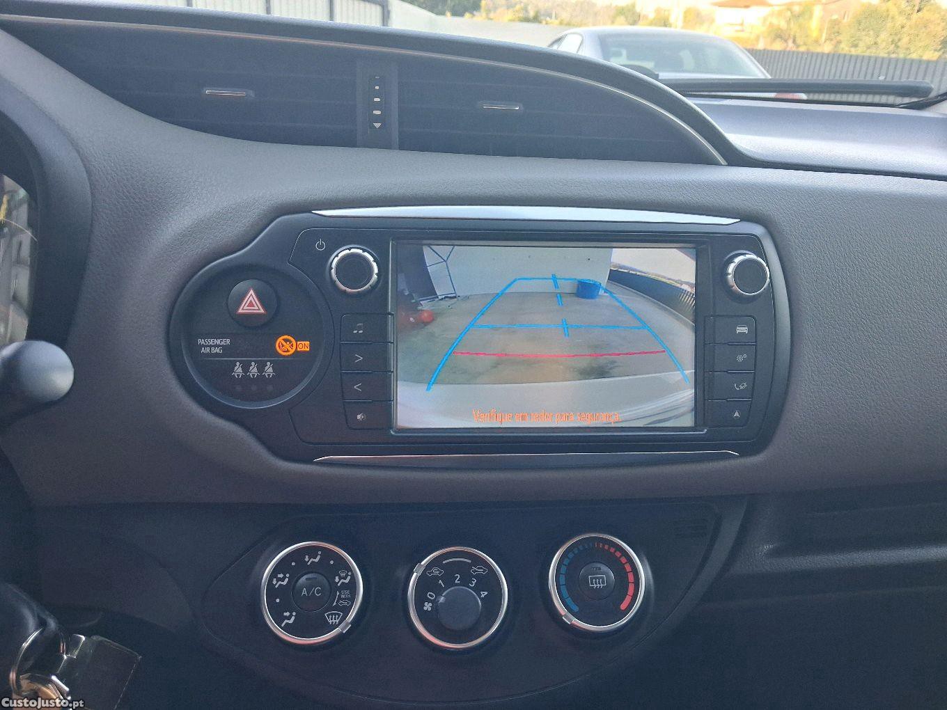 Toyota Yaris 1.VVT-i - 2016 — photo 5