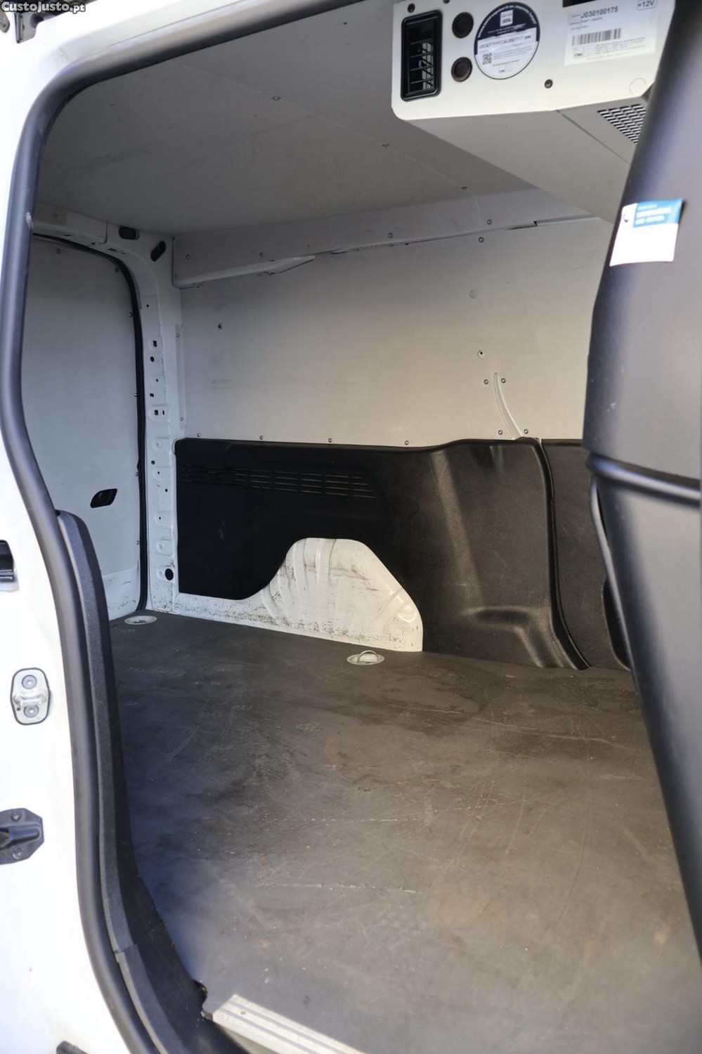 Peugeot Partner 1.5 Hdi 3 Lugares — fotografia 7