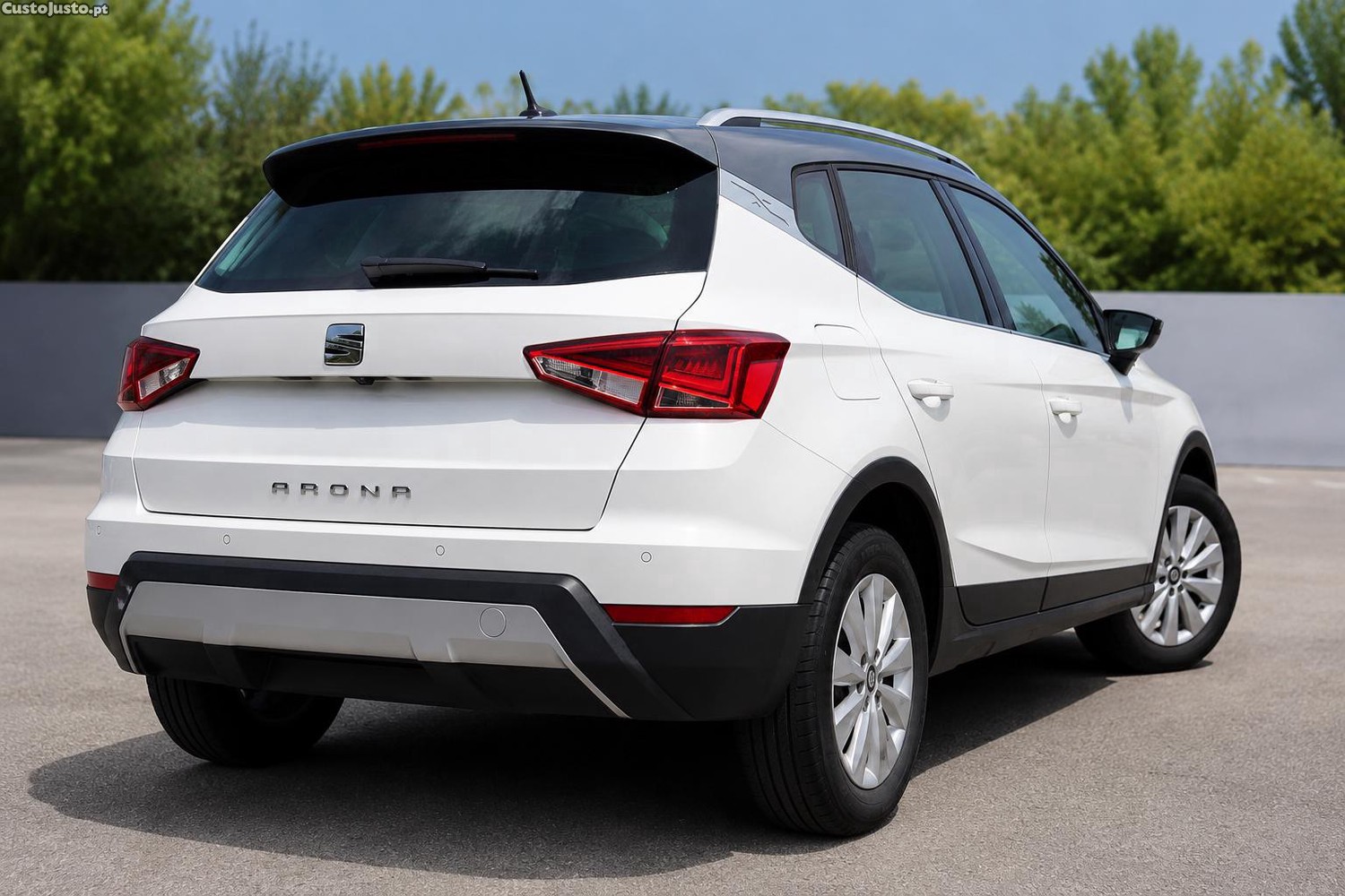 SEAT Arona 1.0 TSI 115cv Xcellence — fotografia 7