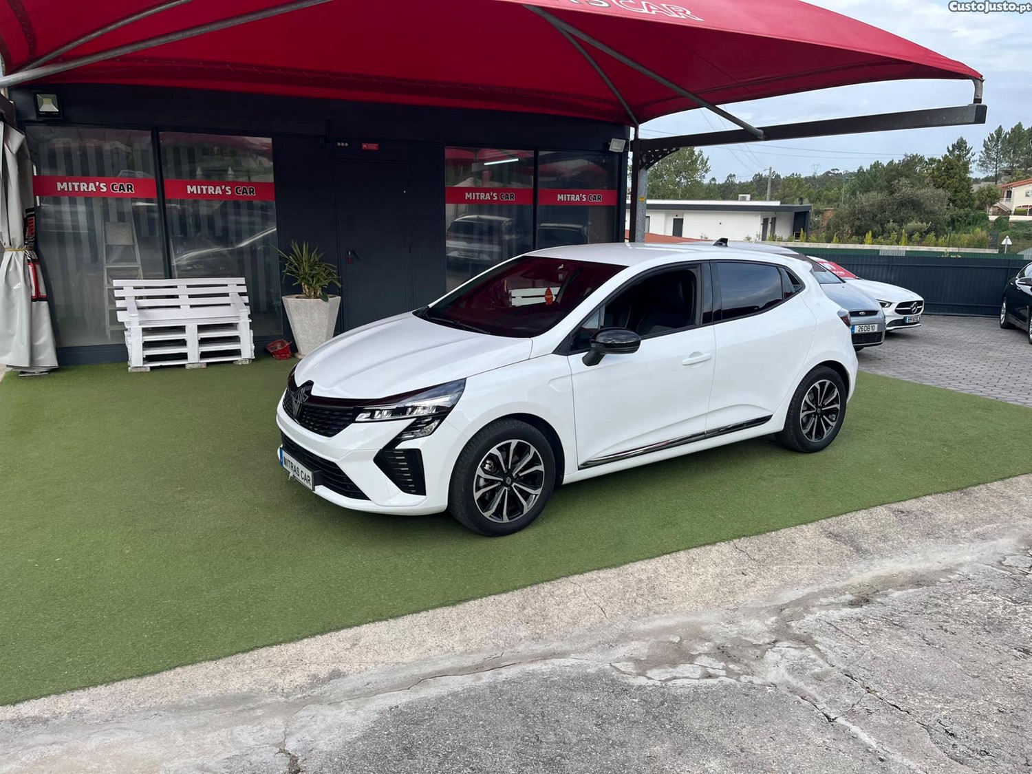 Renault Clio 1.6 E-TECH 145 Hybrid | APENAS 10 000 KM's - 24