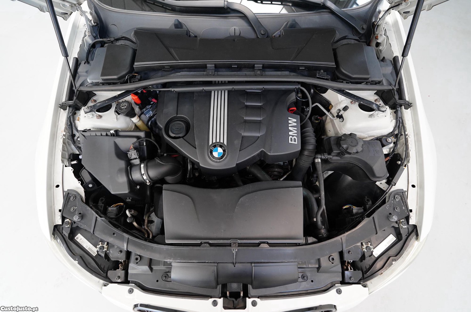 BMW 318 d E91 — fotografia 7