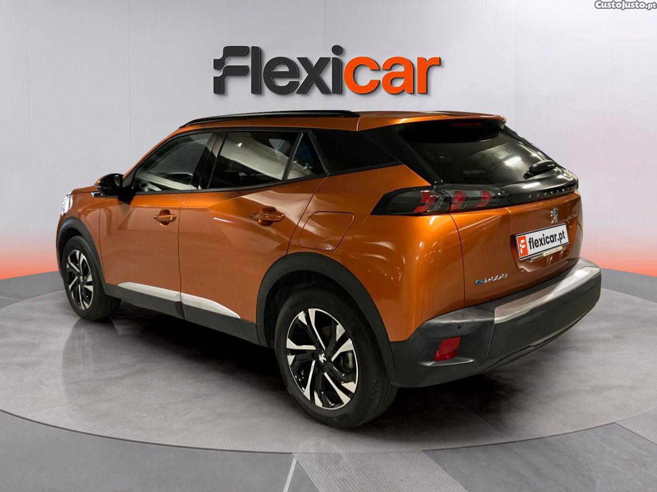 Peugeot 2008 50 kWh Allure - 21 — photo 3