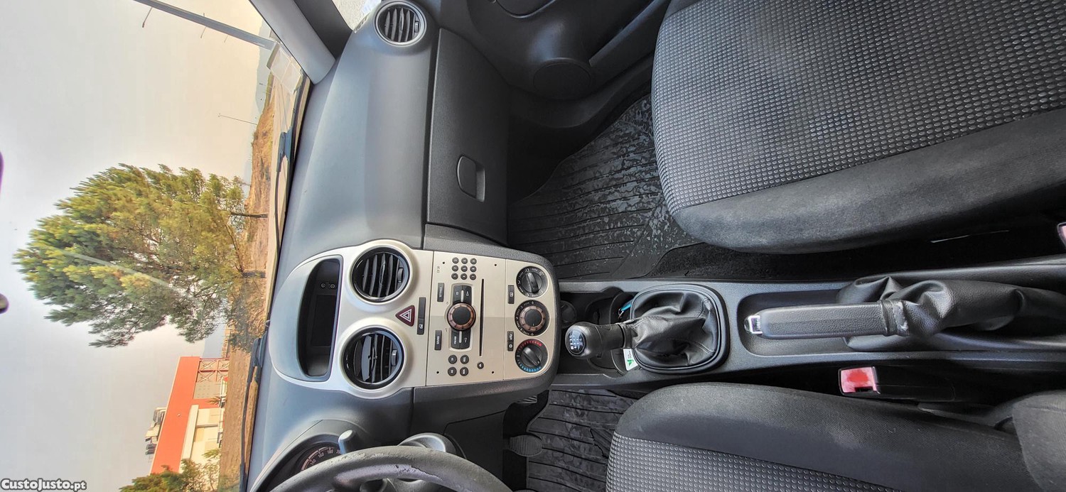 Opel Corsa d — fotografia 5