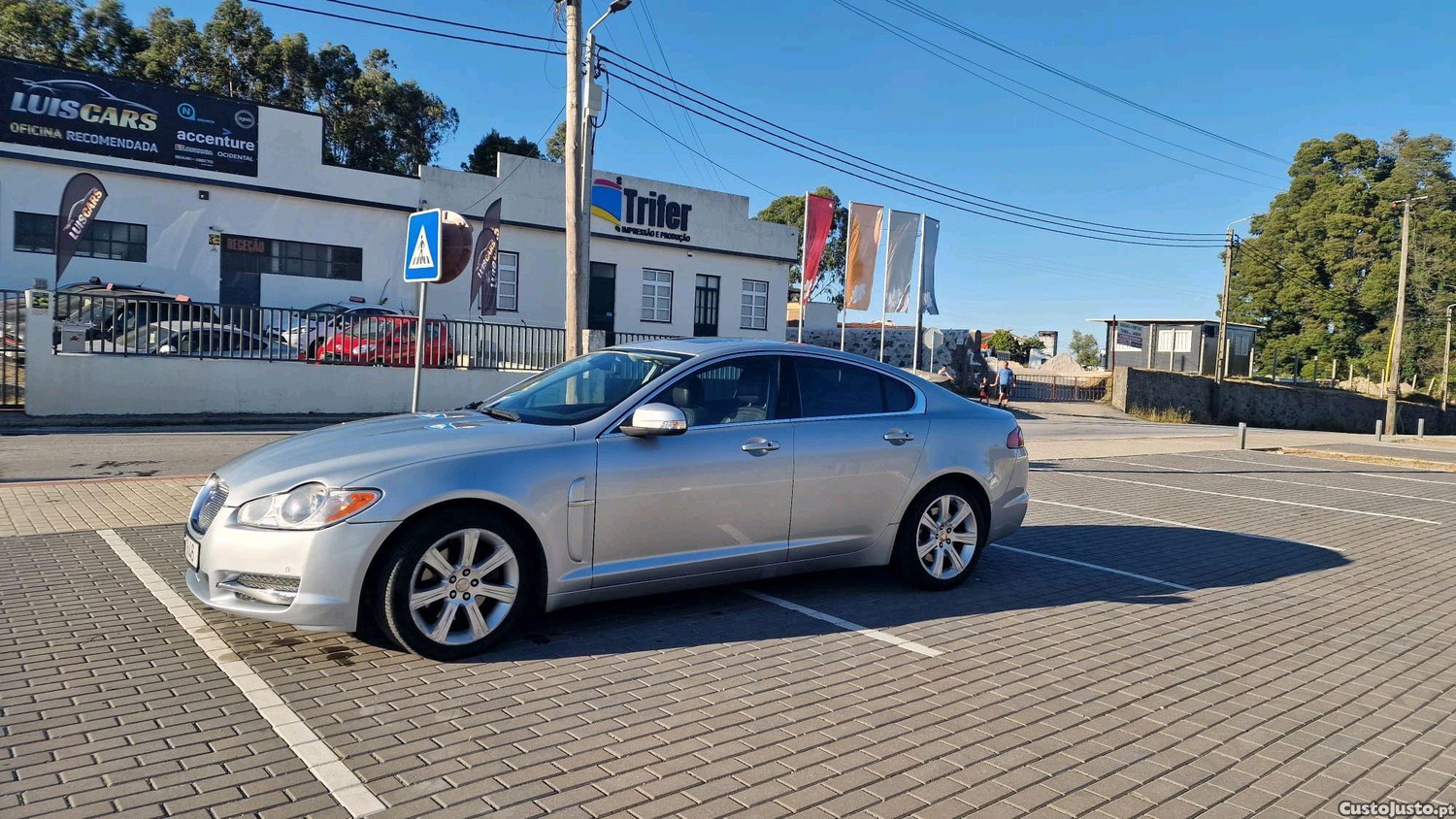Jaguar XF 2.7 Biturbo Premium Luxury - 08 foto 4