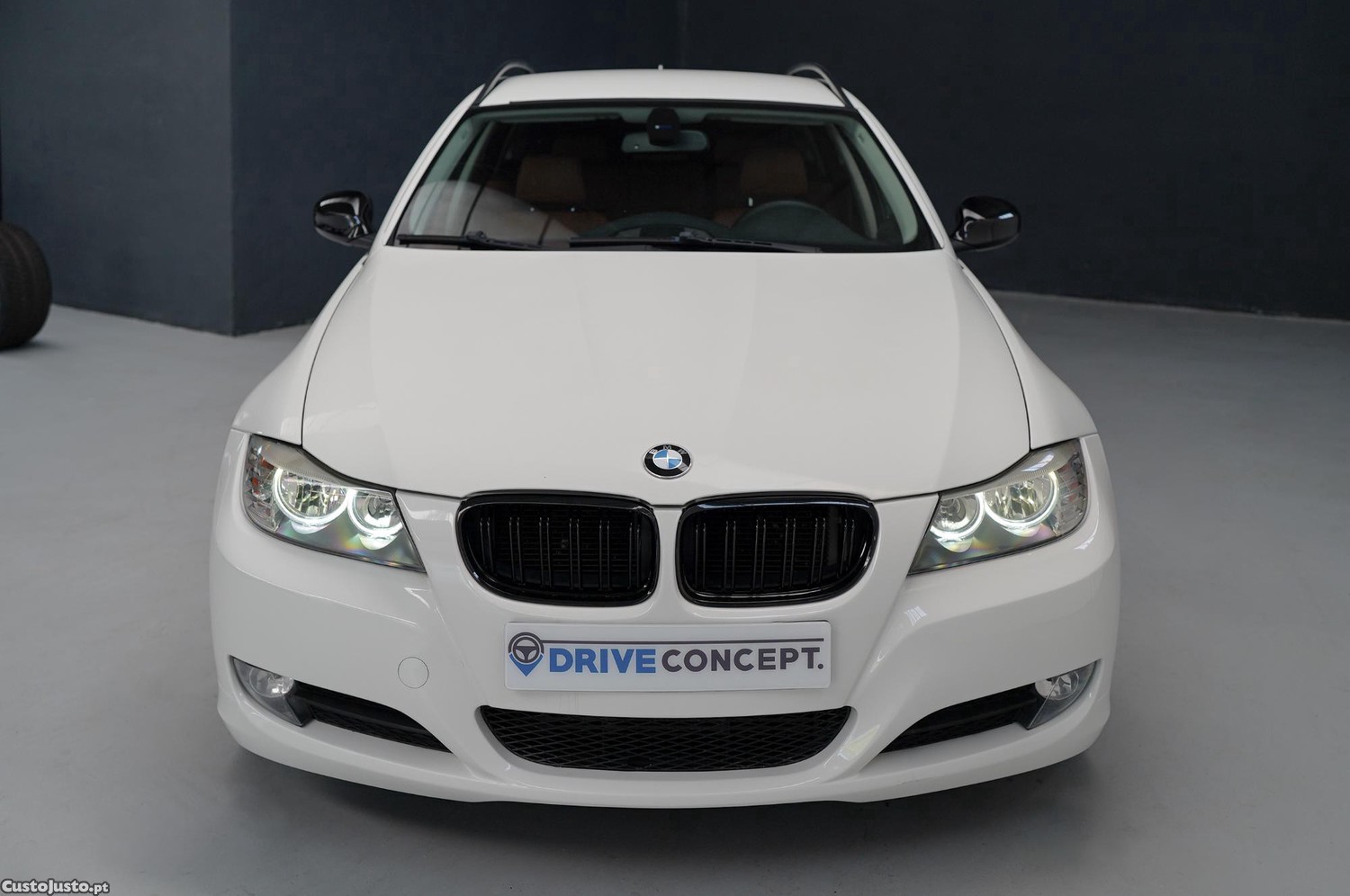 BMW 318 d E91 — fotografia 4