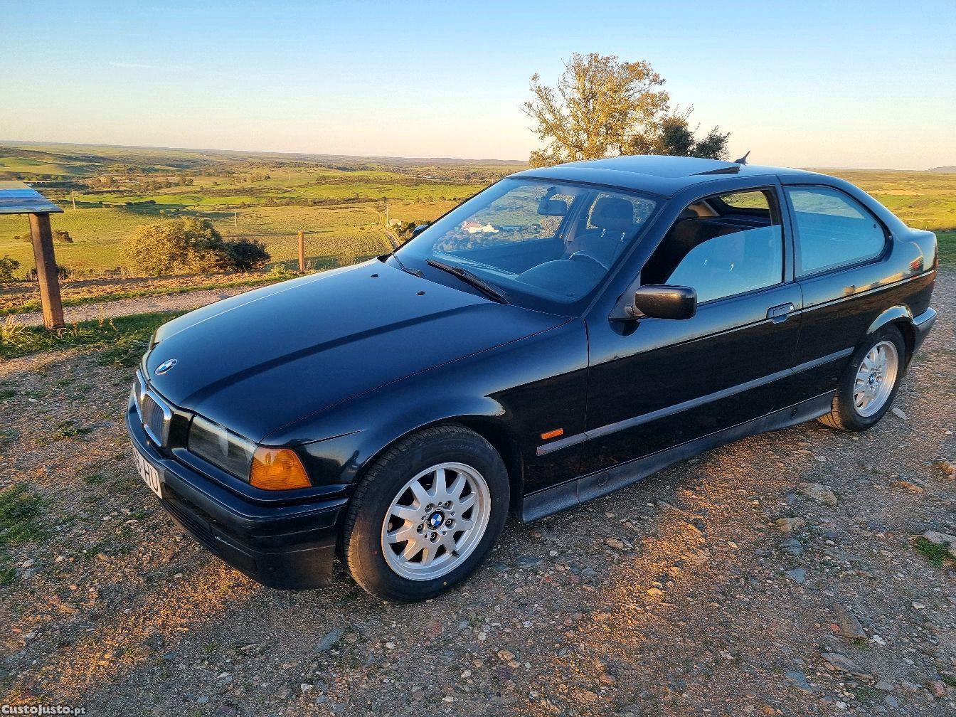 BMW 316 compact170 000km — fotografia 11