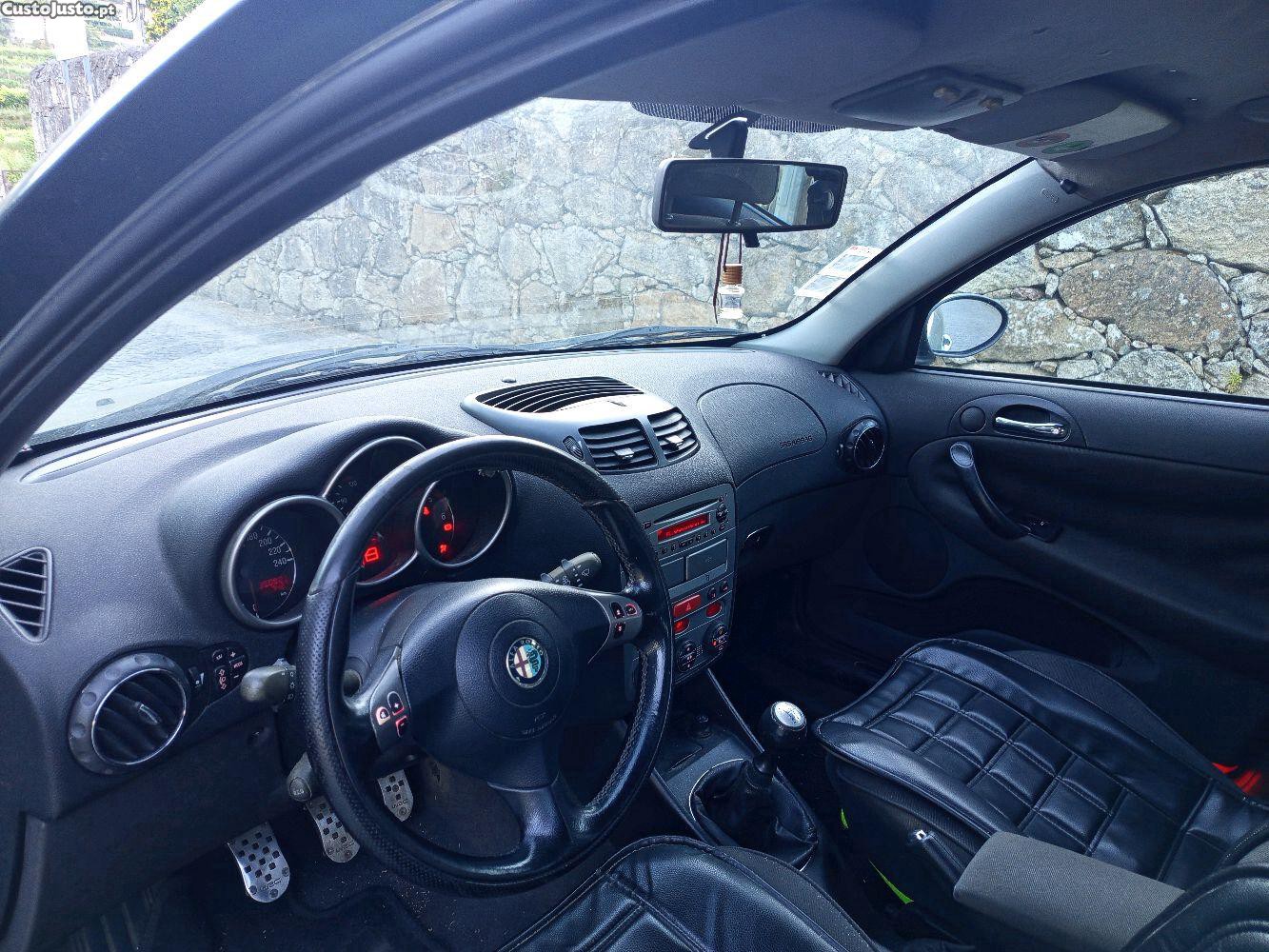 Alfa Romeo 147 1.9 JTD 115cv — fotografia 4