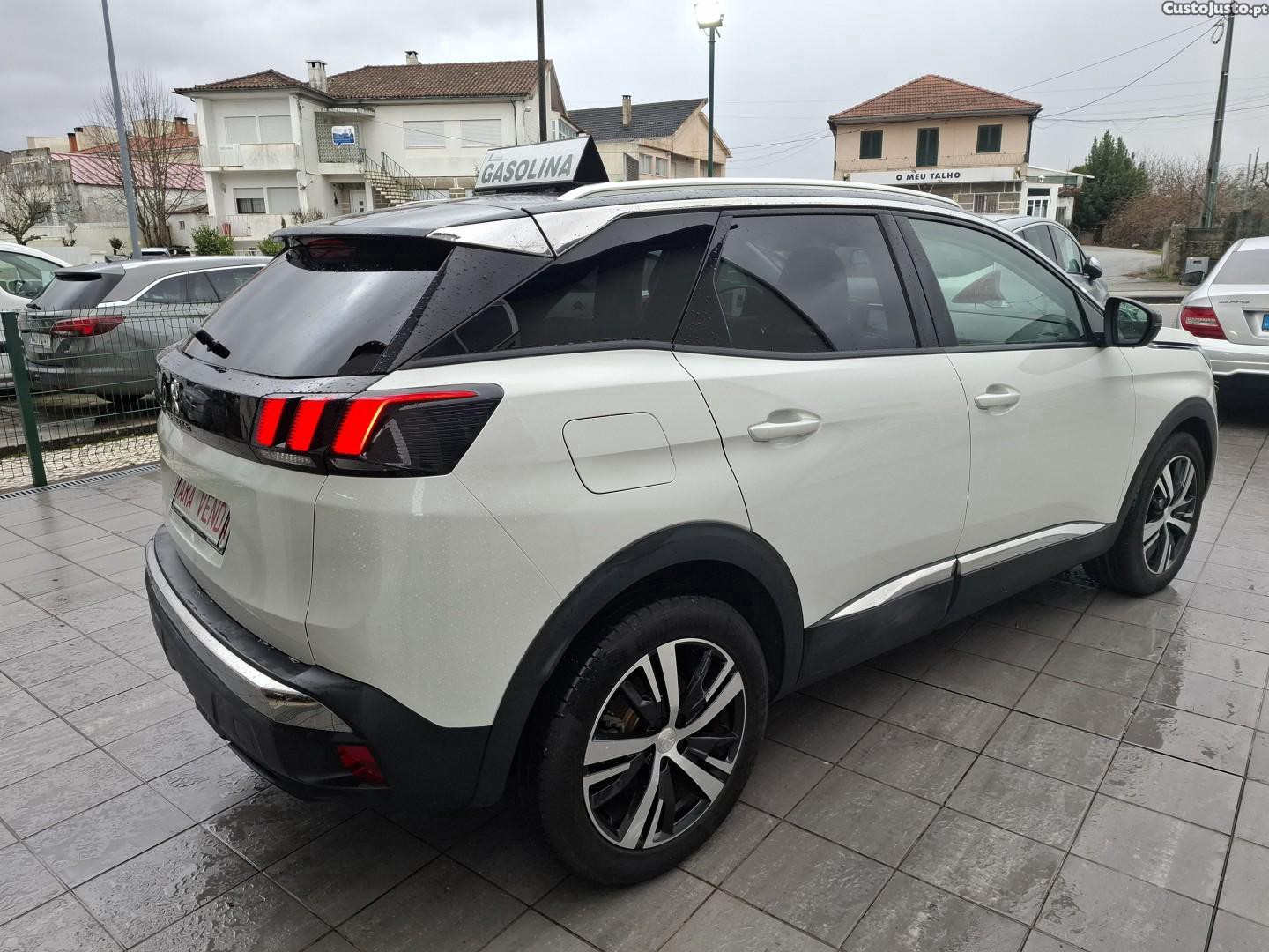 Peugeot 3008 1.2 PureTech Allure Pack — fotografia 11