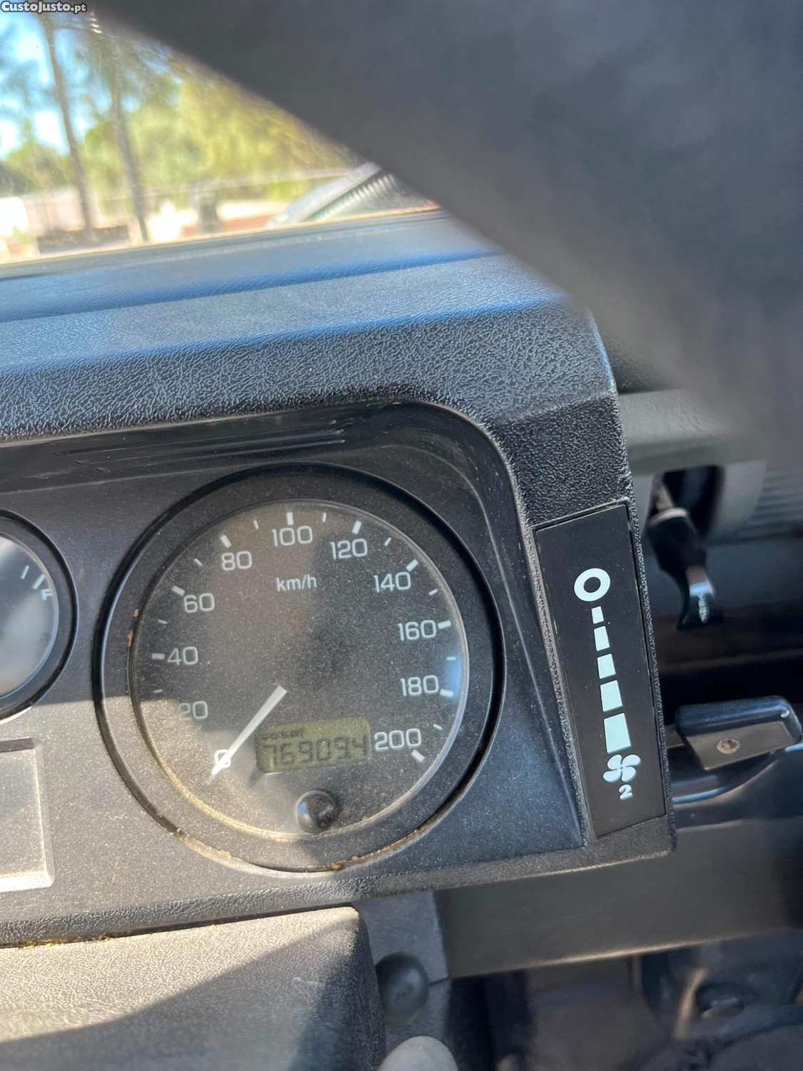 Land Rover Defender 110 -TD5 - 99 — photo 4
