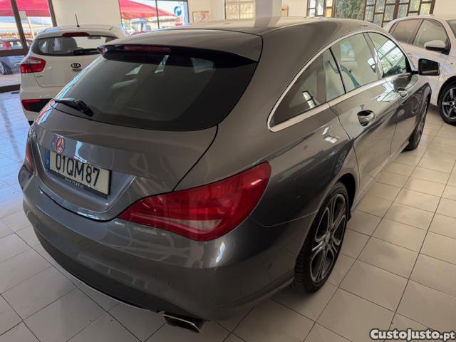 Mercedes-Benz CLA 200 D - 15 foto 4