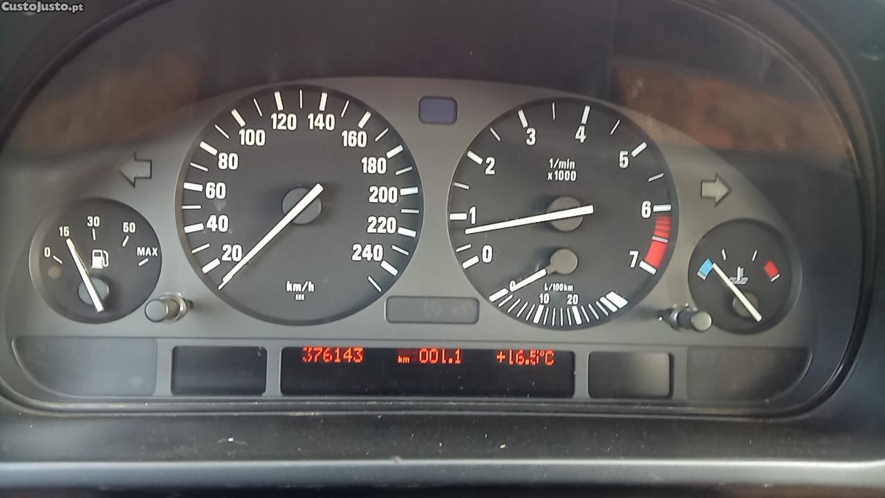 BMW 520 i E39 — fotografia 2