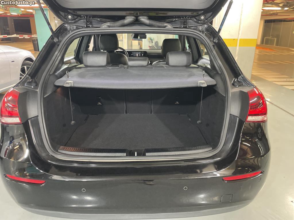 Mercedes-Benz A 180 d Style Plus Auto 2.0 116cv — fotografia 22
