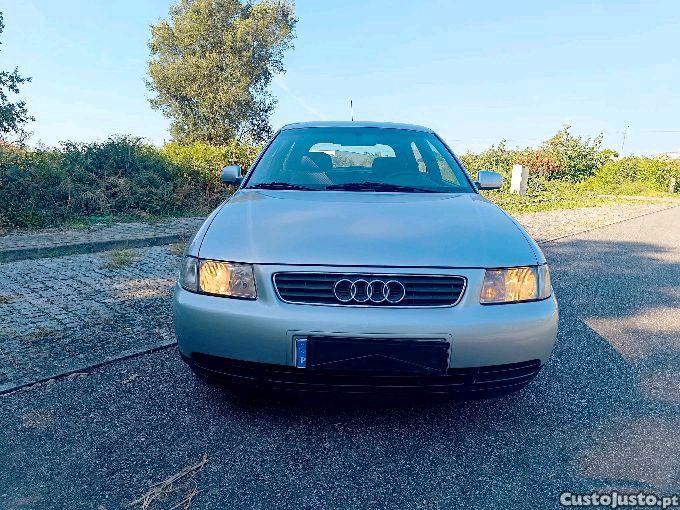 Audi A3 1.9 TDI SPORT 110CV - 99 foto 2